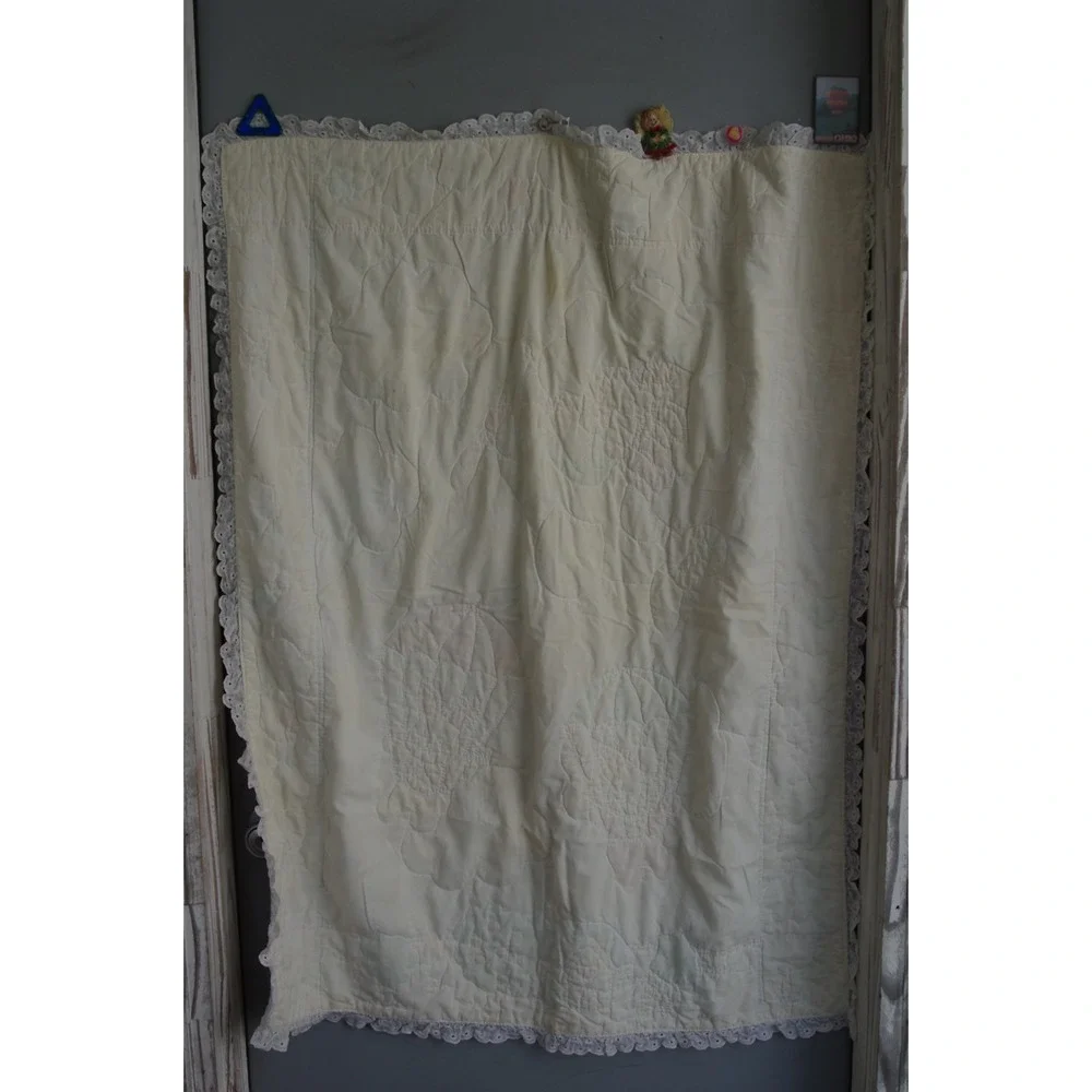 Vintage Baby Quilt Whimsical Pilot Skydiving Bunnies Vivid multicolor 80s‎ 90s